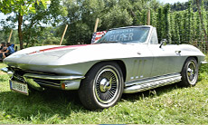 Chevy Corvette C2 Stingray